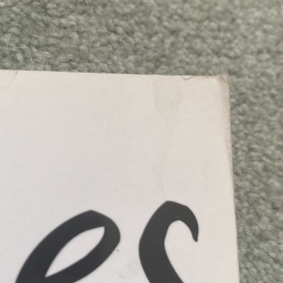 Kevyn Aucoin Making Faces Book - Picture 3 of 3